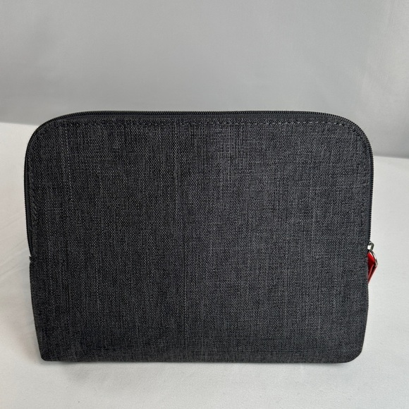 Stylish Gray Accessories/ Toiletries Bag - Picture 2 of 7